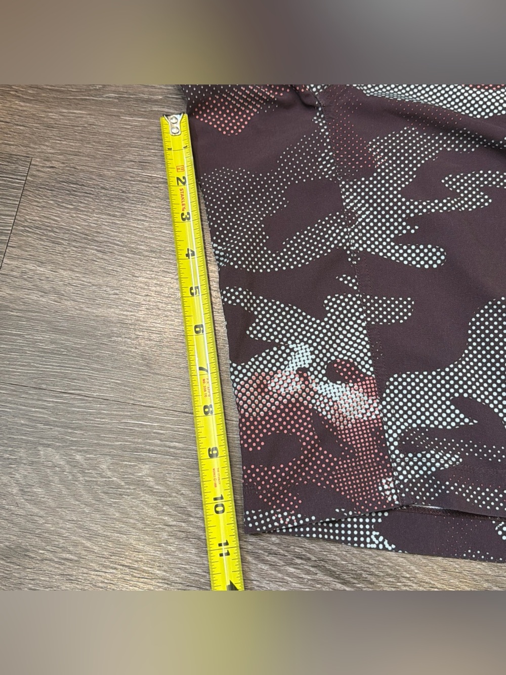 Lululemon Shorts Camo Pockets 11 Inch Inseam Red Men’s Medium - Picture 7 of 7
